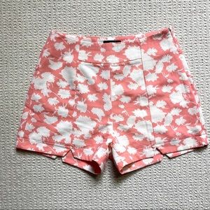 Very J jacquard coral floral print dressy summer shorts size Medium